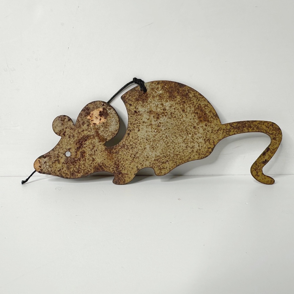 Vintage Rusted Metal Mouse Silhouette Wall Hanging Decor Primitive Folk Art